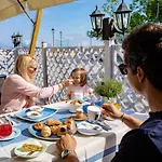 Hotel Miramare Ristorante Convegni Aperto Tutto L'anno Cesenatico