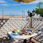 Hotel Miramare Ristorante Convegni Aperto Tutto L'anno 4*