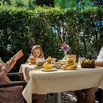 Hotel Miramare Ristorante Convegni Aperto Tutto L'anno