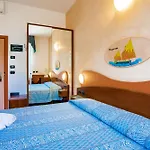 Hotel Miramare Ristorante Convegni Aperto Tutto L'anno