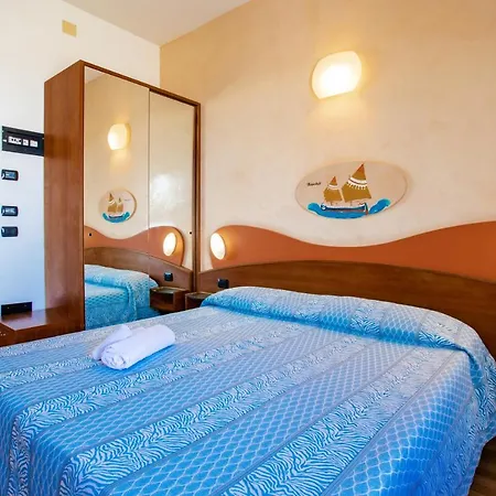 Miramare Ristorante Convegni 호텔 4*