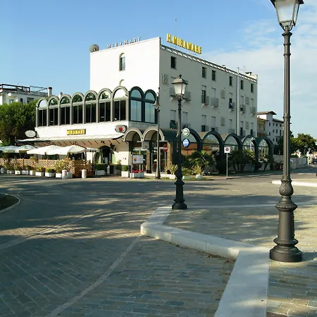 ホテル Miramare Ristorante Convegni