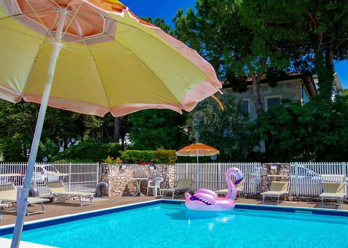 Miramare Hotel Ristorante Convegni Aperto Tutto L'Anno 4*