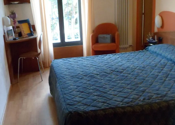 Miramare Hotel Ristorante Convegni Aperto Tutto L'Anno Cesenatico