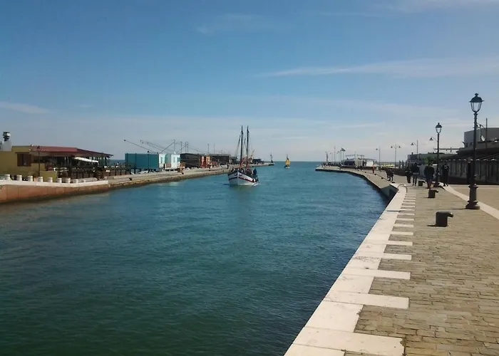 Miramare Ristorante Convegni Aperto Tutto L'anno 4*